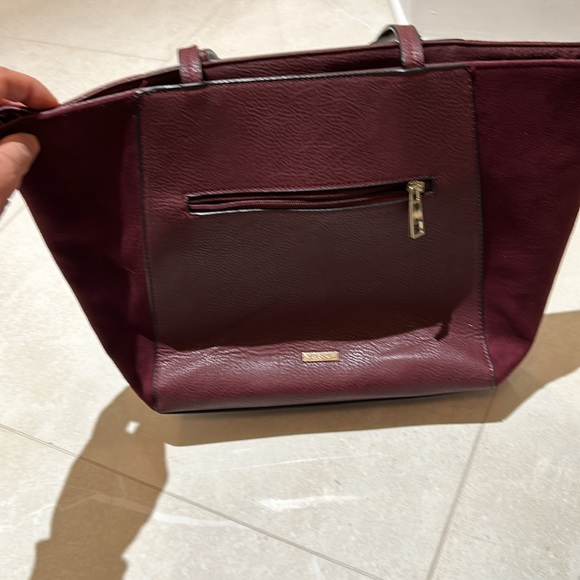 Aldo handbag for ladies ๐๐จ๐ฆ VELOURS on the sides!! - Picture 2 of 5